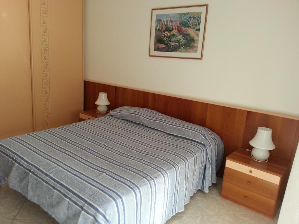 דסנזאנו דל גארדה Lago Residence מראה חיצוני תמונה